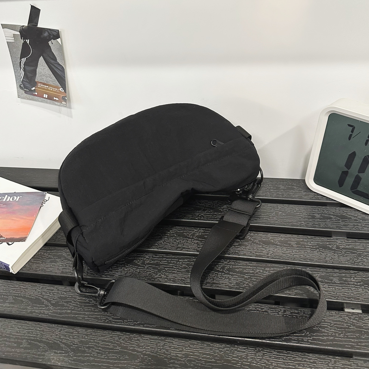 H93L7F8YB5_10.jpg